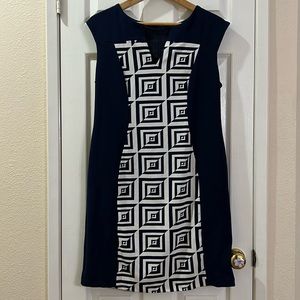 ile New York Blue Sleeveless Dress